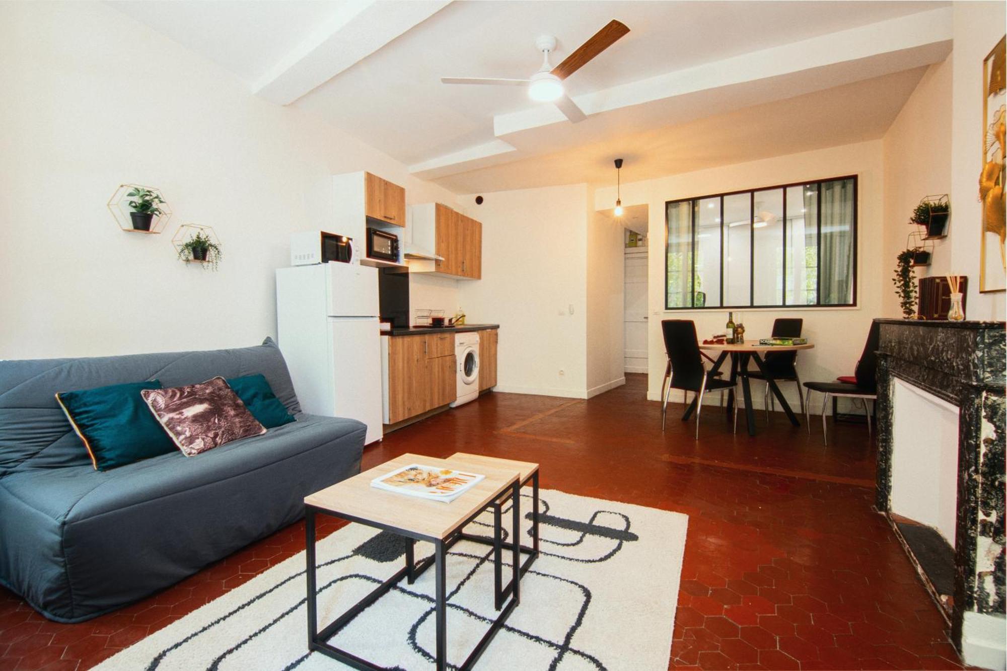 T2 - Centre Historique De Toulon Apartment Luaran gambar